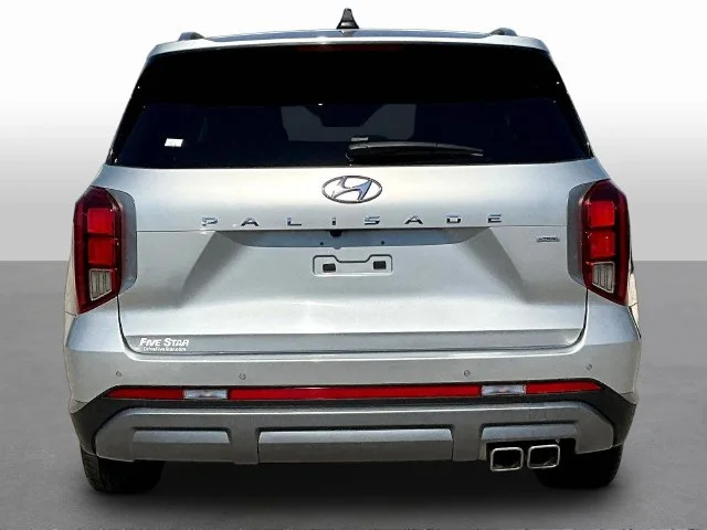 Used 2024 Silver Hyundai SEL image 6