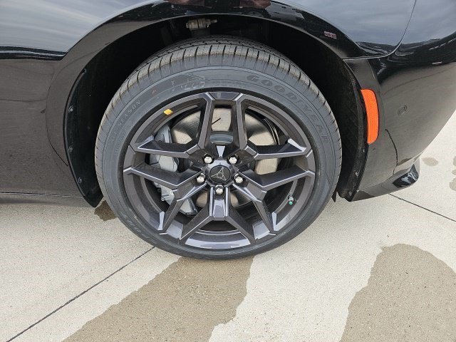 New 2026 Diamond Black Crystal Pearlcoat Dodge Scat Pack Plus image 9