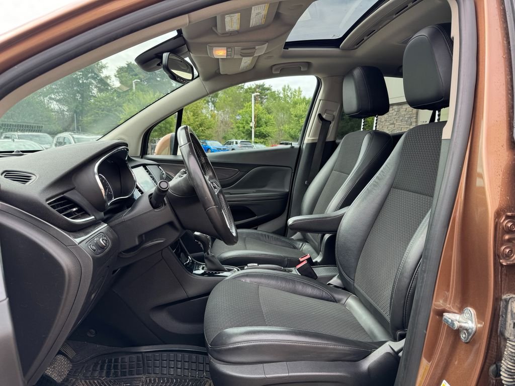 Used 2017 River Rock Metallic Buick Preferred II image 19
