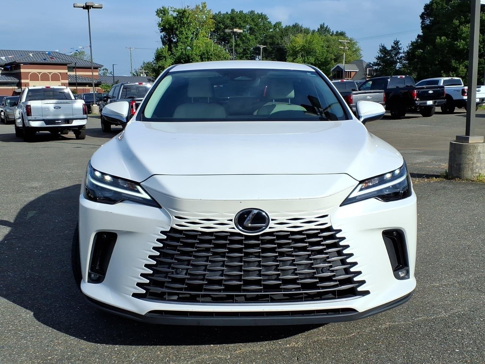 Used 2023 Eminent White Pearl Lexus RX 350 Luxury image 8