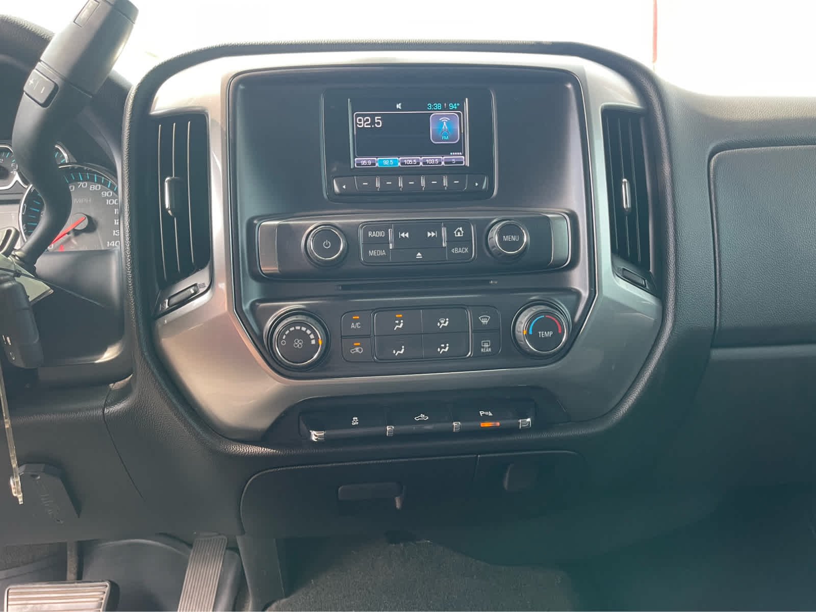 Used 2015 SUMMIT WHITE Chevrolet LT image 19