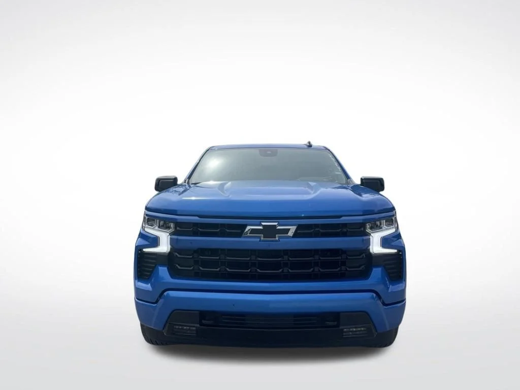 Used 2026 Rip Tide Blue Chevrolet RST image 3