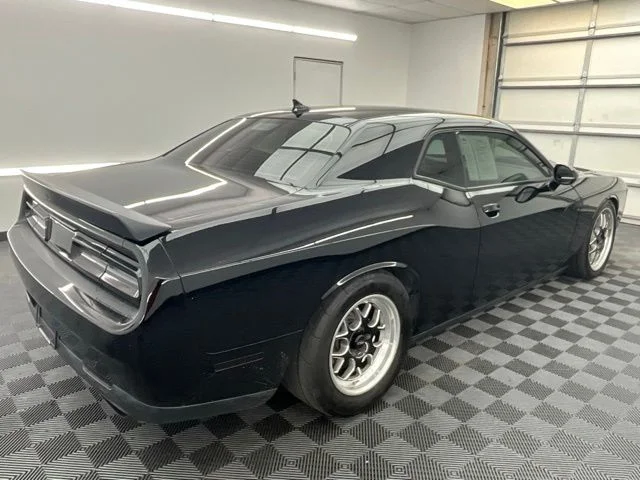 Used 2016 Black Dodge SRT Hellcat image 23