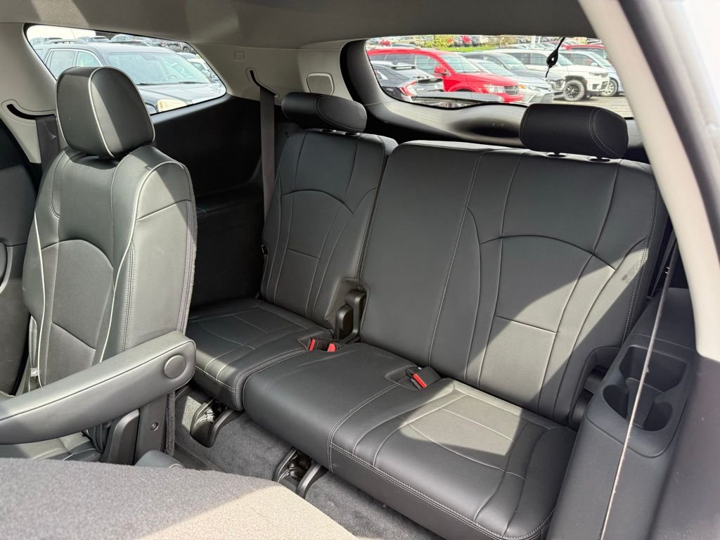Used 2021 White Frost Buick Avenir image 8