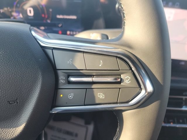 2027 Chevrolet Traverse Z71 - Photo 11
