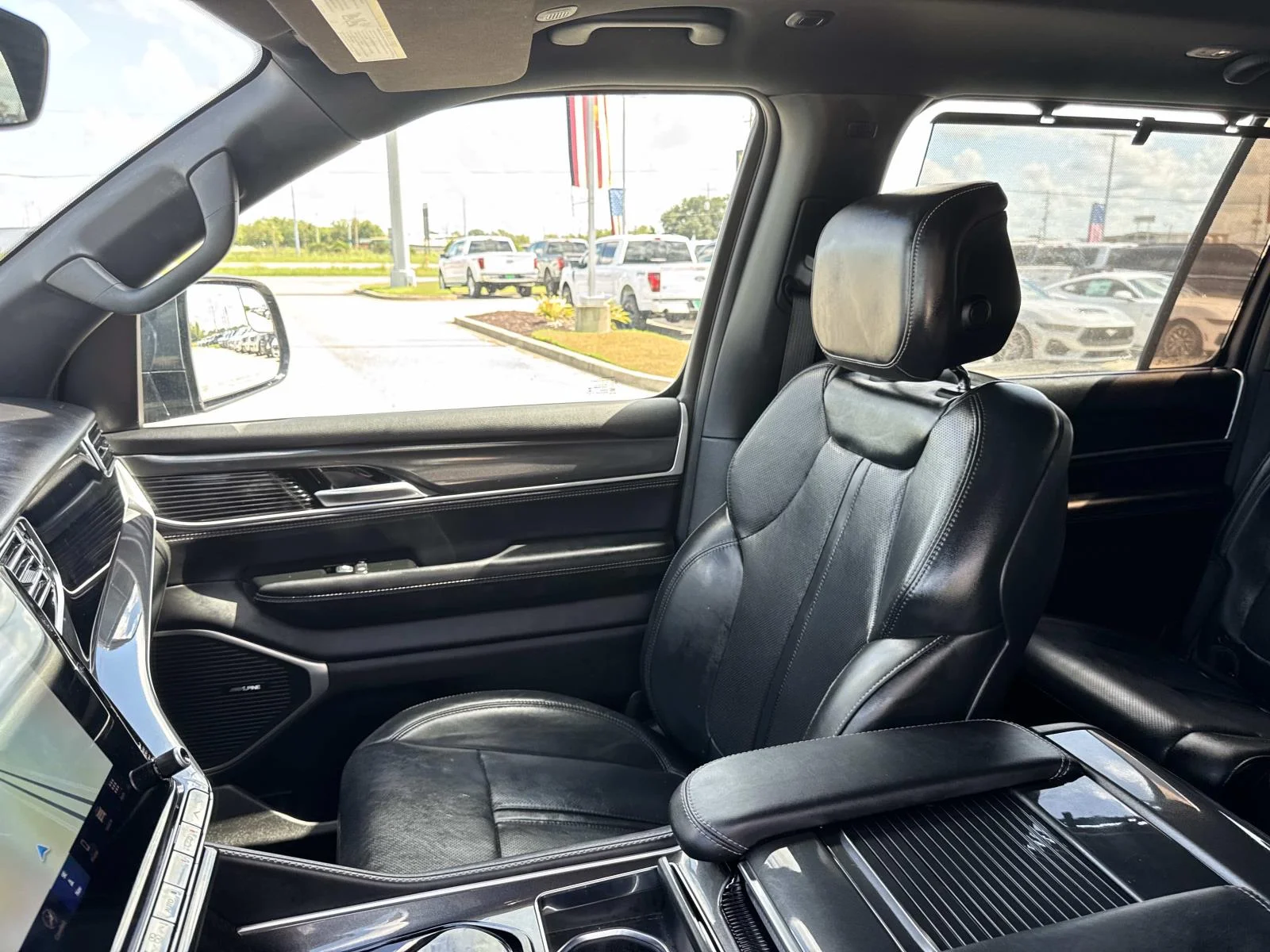 Certified Used 2022 Riverrock Green Jeep Series I image 16