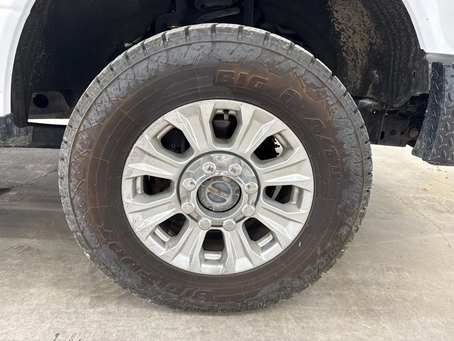 Used 2022 Oxford White Ford XLT image 9