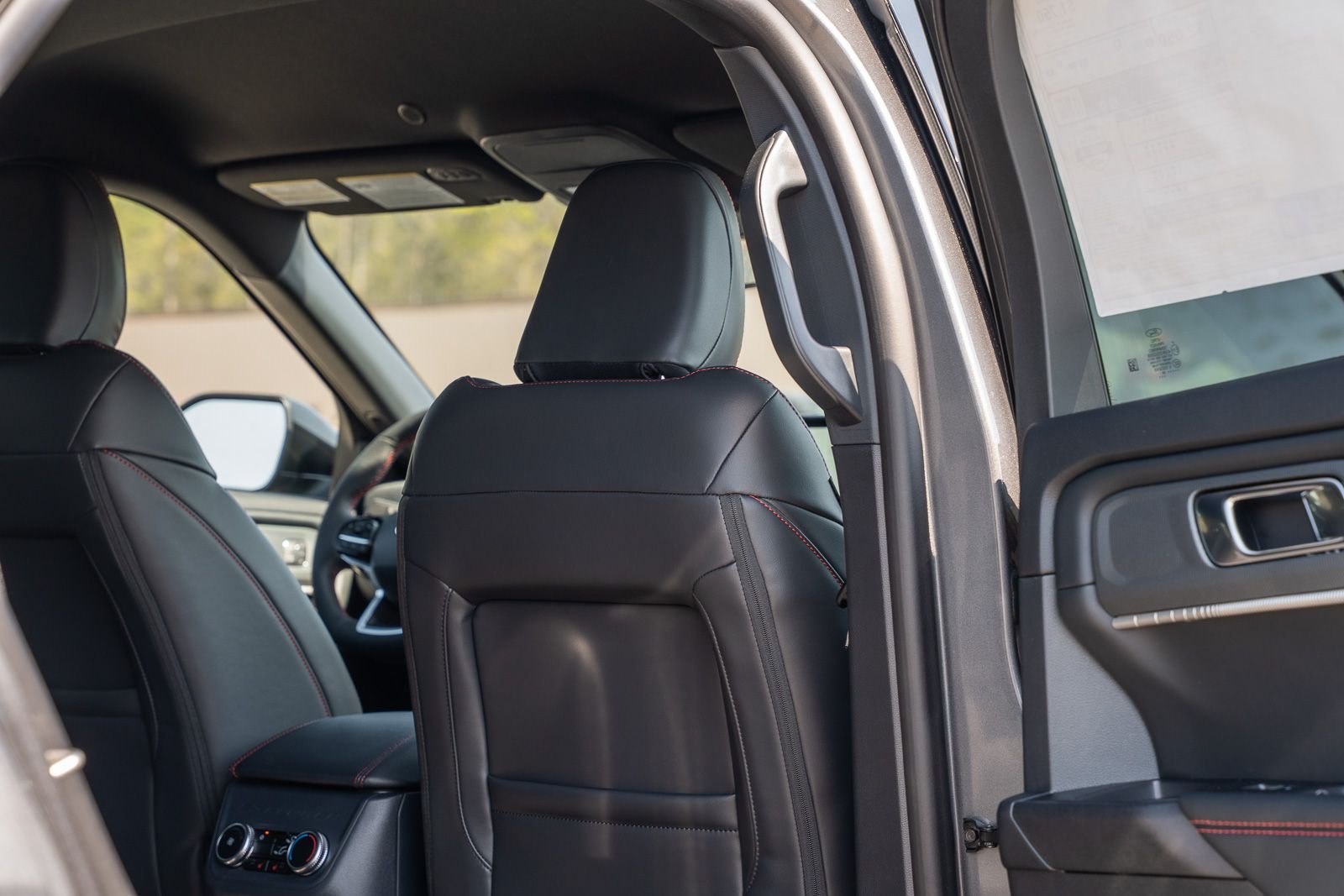 New 2026 Carbonized Gray Metallic Ford ST-Line image 14