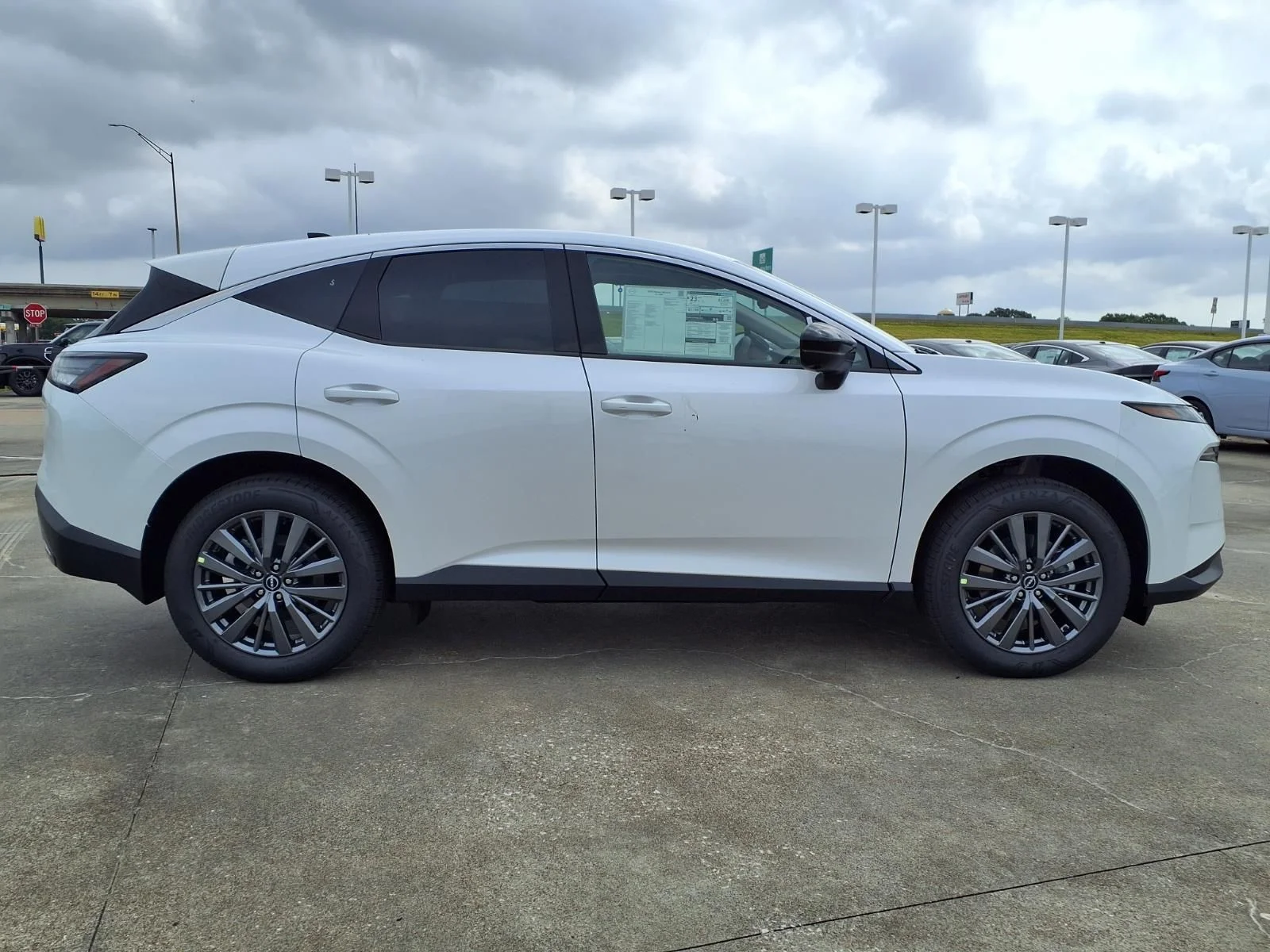 New 2026 White Nissan SL image 7