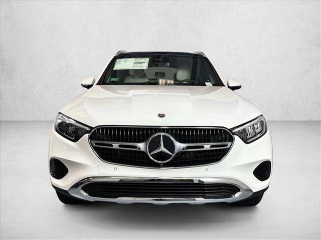 New 2027 Polar White Mercedes-Benz GLC 350e image 32