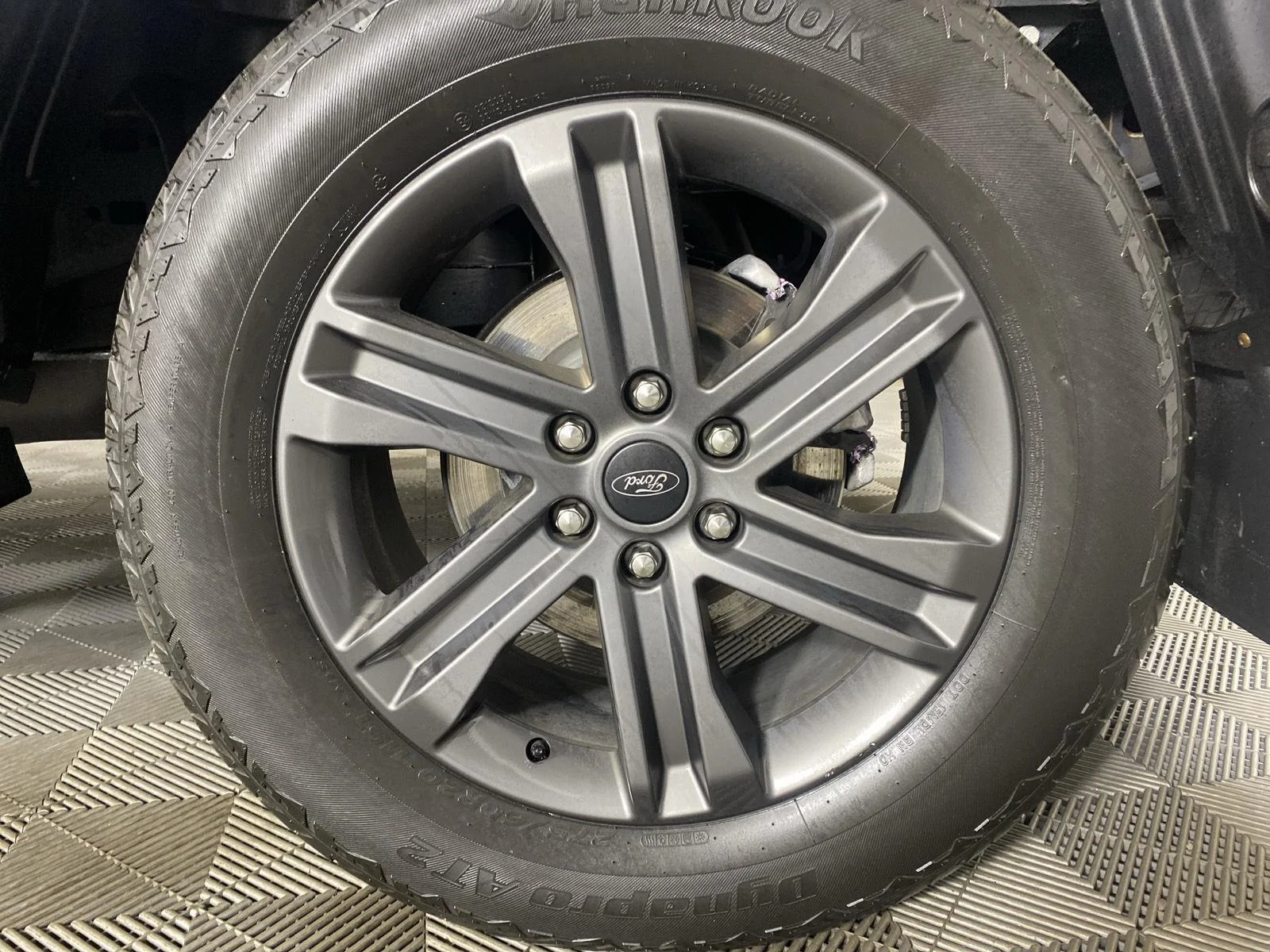 Used 2023 Agate Black Ford XLT image 19