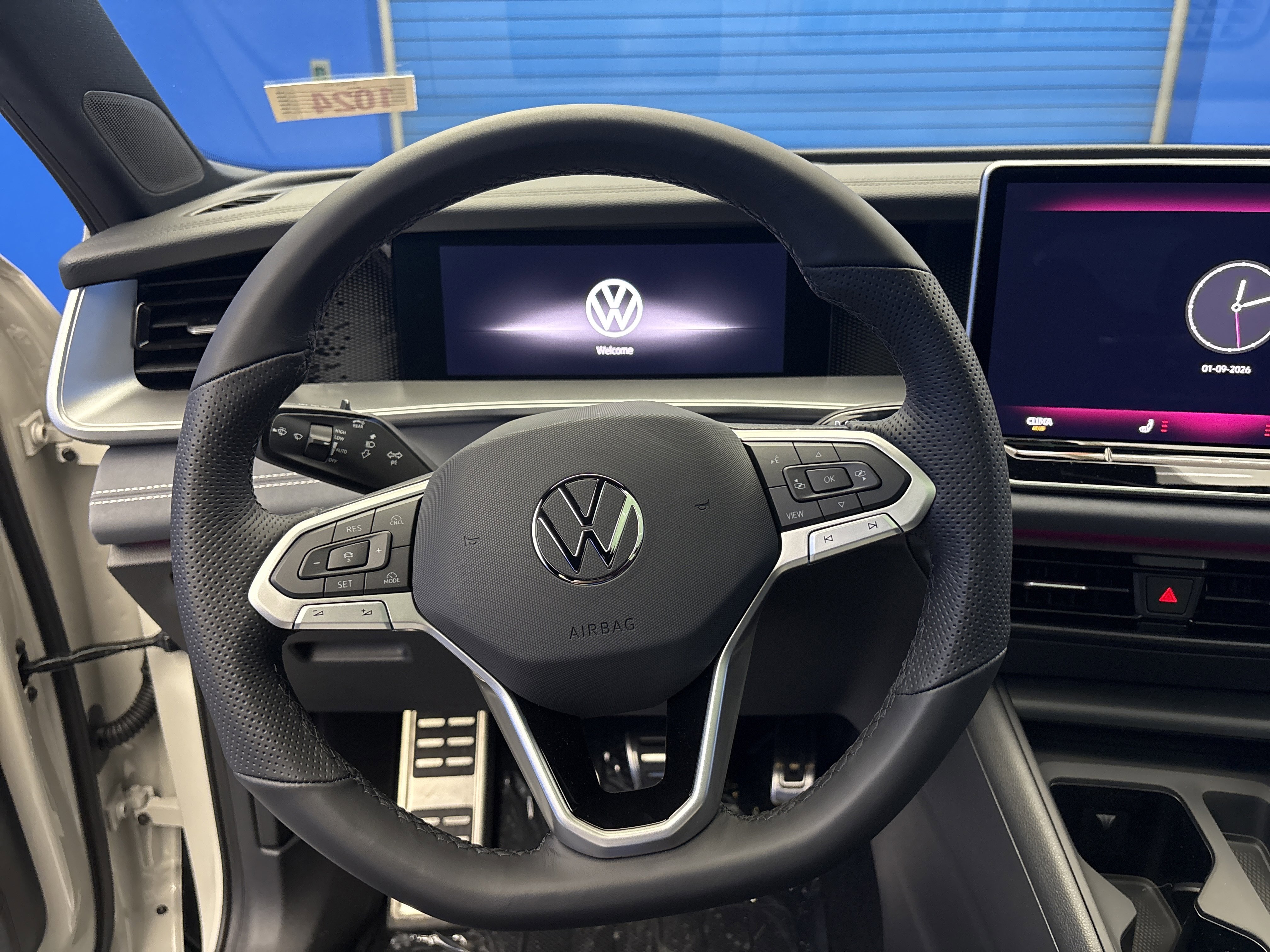 New 2026 Sandstone Volkswagen SE R-Line Black image 14