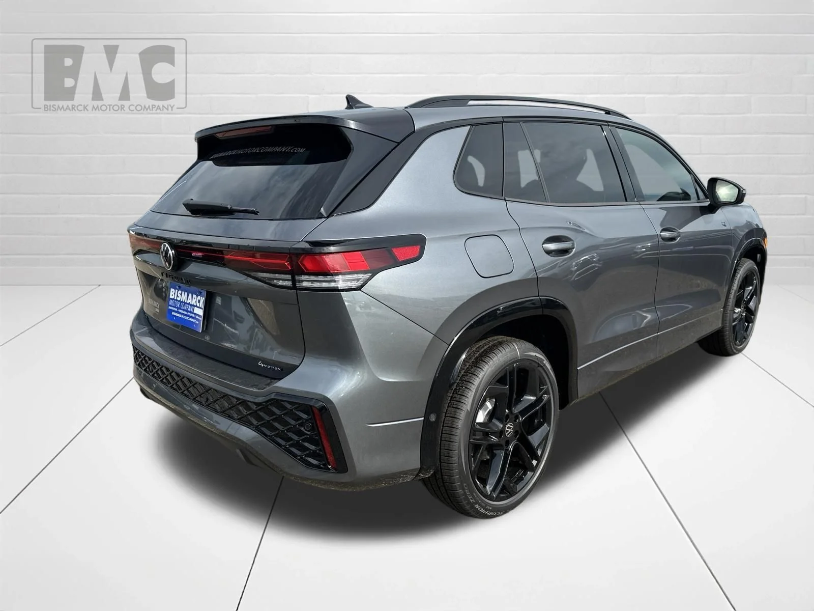 New 2026 Gray Volkswagen 2.0T SE R-Line Black image 3