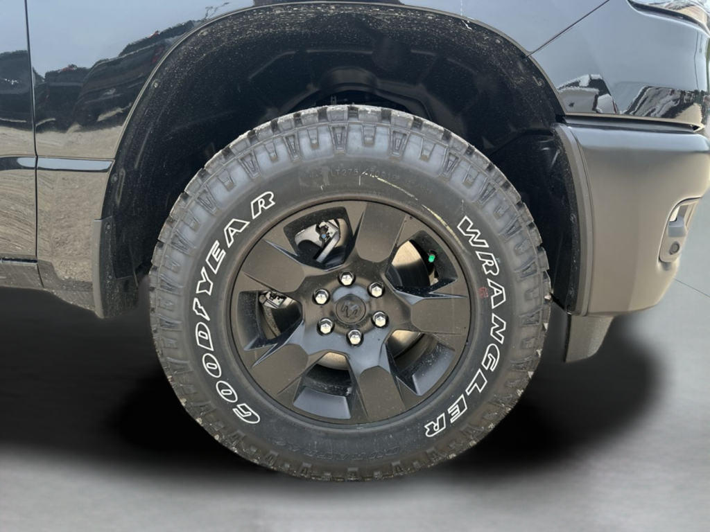 New 2026 Diamond Black Crystal Pearl-Coat Exterior Paint RAM Warlock image 44