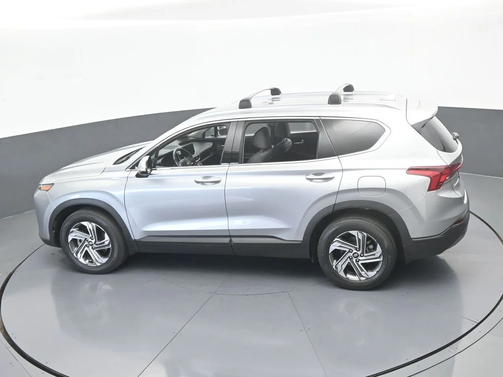 Used 2023 Shimmering Silver Pearl Hyundai SEL image 46