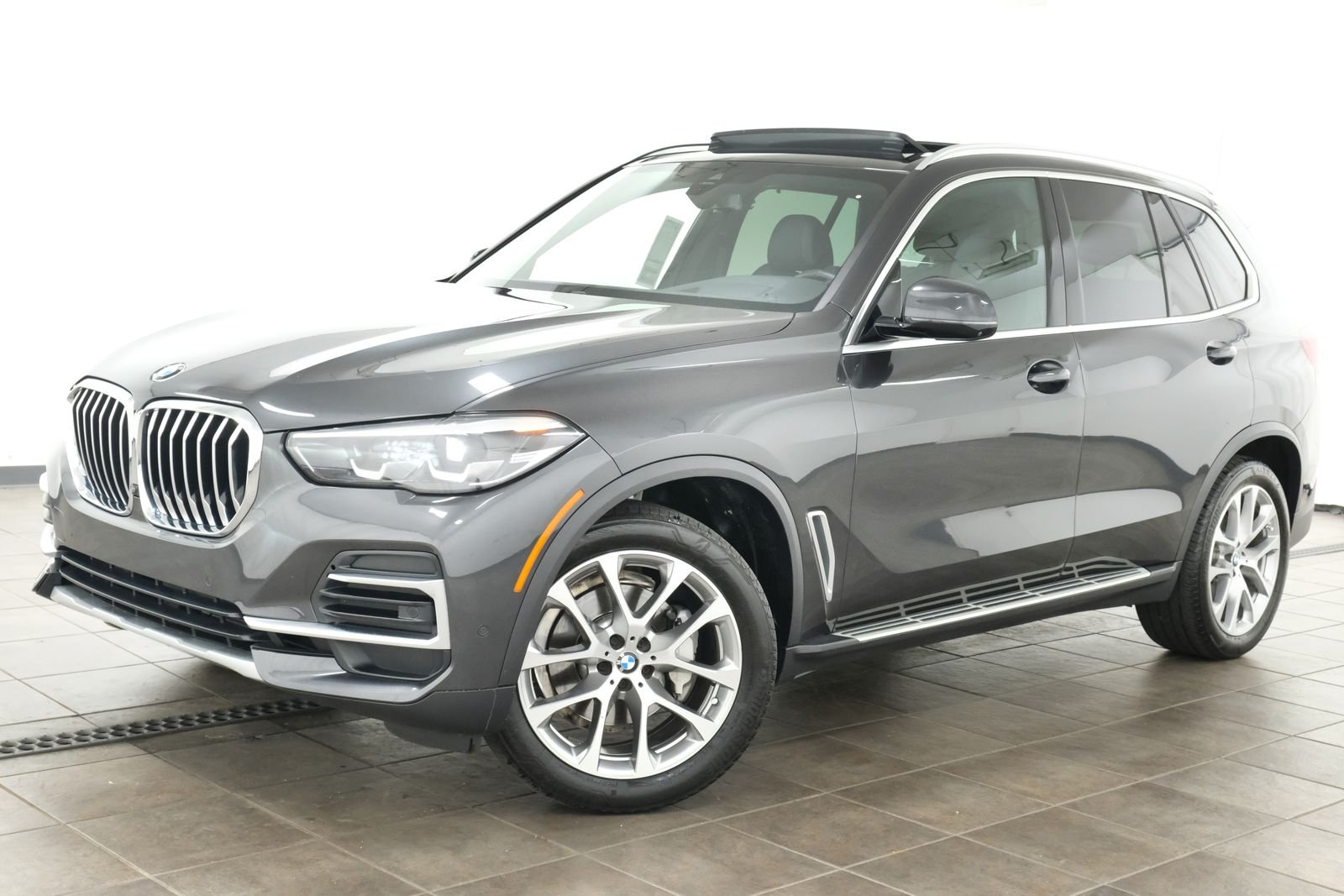 2022 BMW X5 xDrive40i's photo