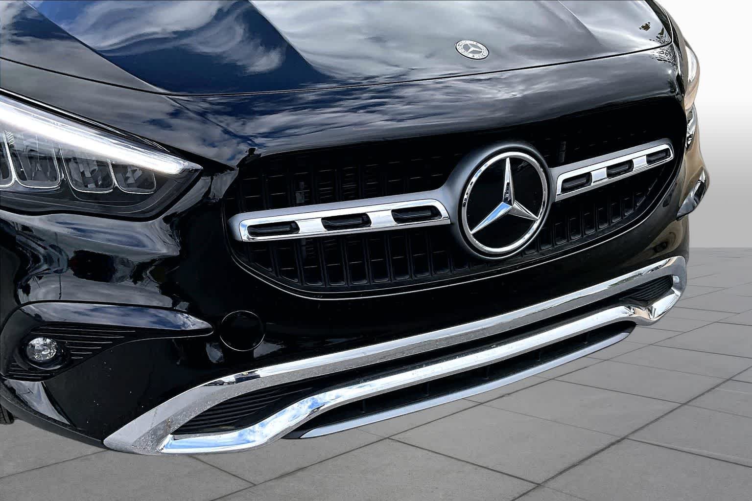 Certified Used 2025 Night Black Mercedes-Benz GLA 250 image 30