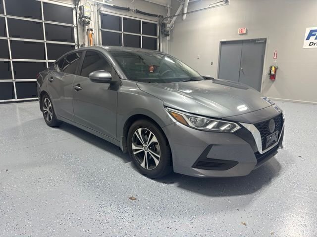 Used 2021 Gray Nissan SV image 3
