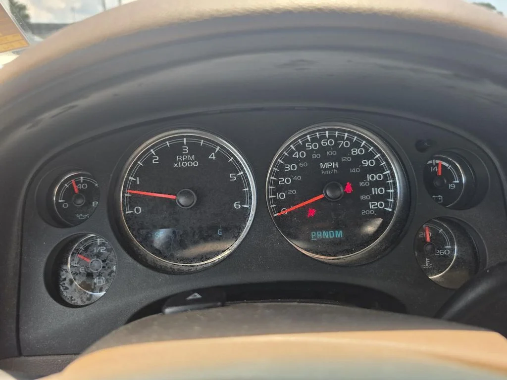2011 Chevrolet Tahoe LT - Photo 19