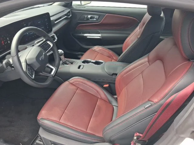 Used 2025 Oxford White Ford EcoBoost Premium image 4