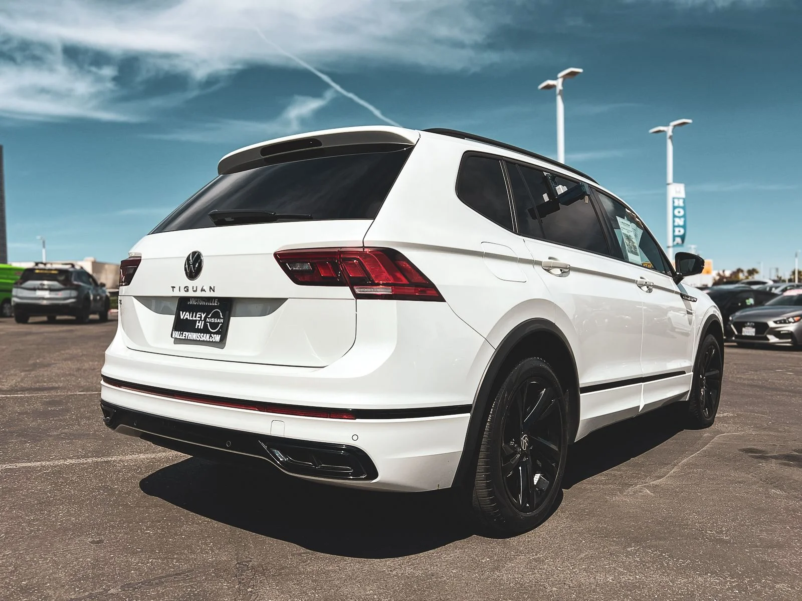 2024 Volkswagen Tiguan SE R-LINE BLACK - Photo 7