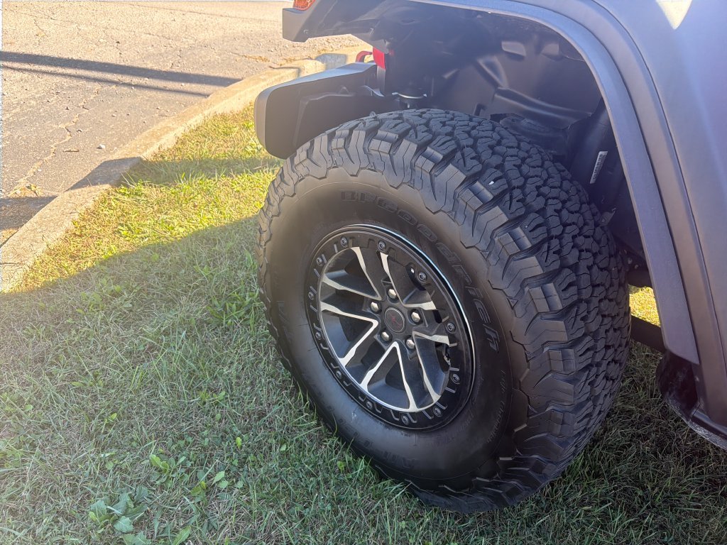 Used 2026 Red Jeep Rubicon image 10