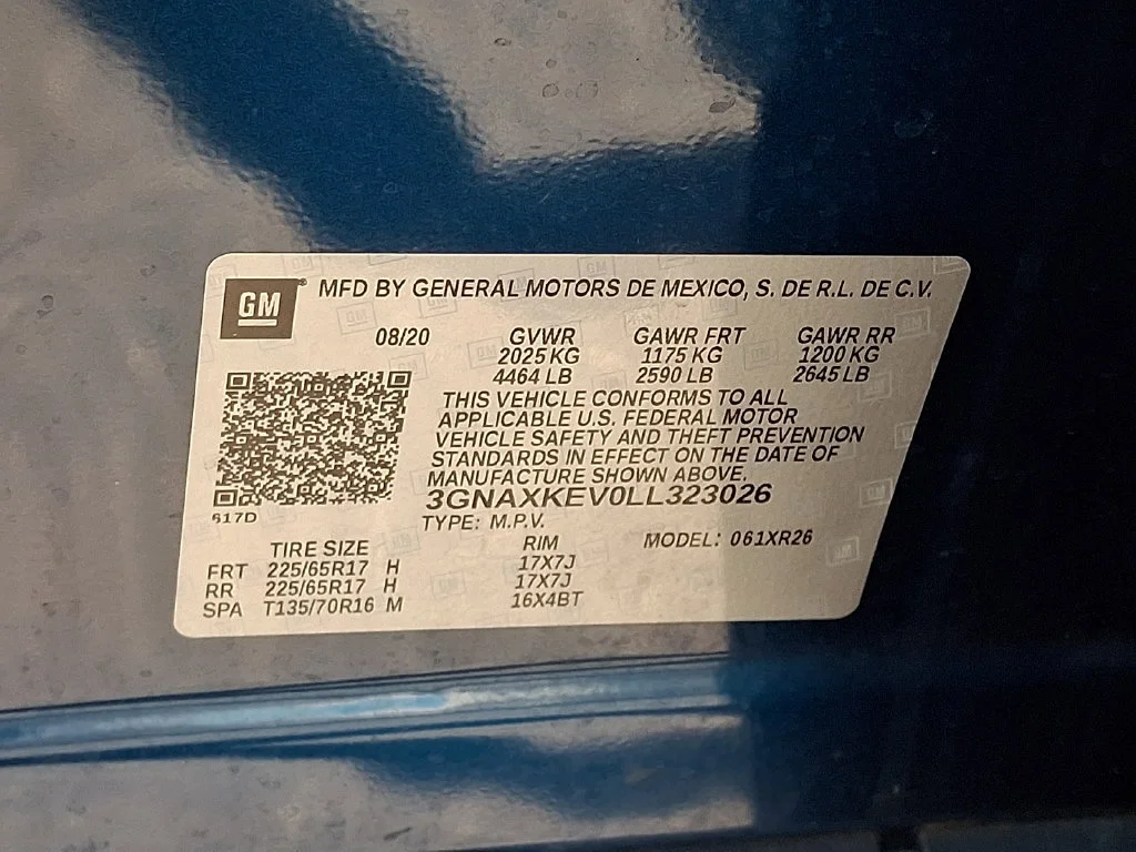 Used 2020 PACIFIC BLUE METALLIC Chevrolet LT image 28