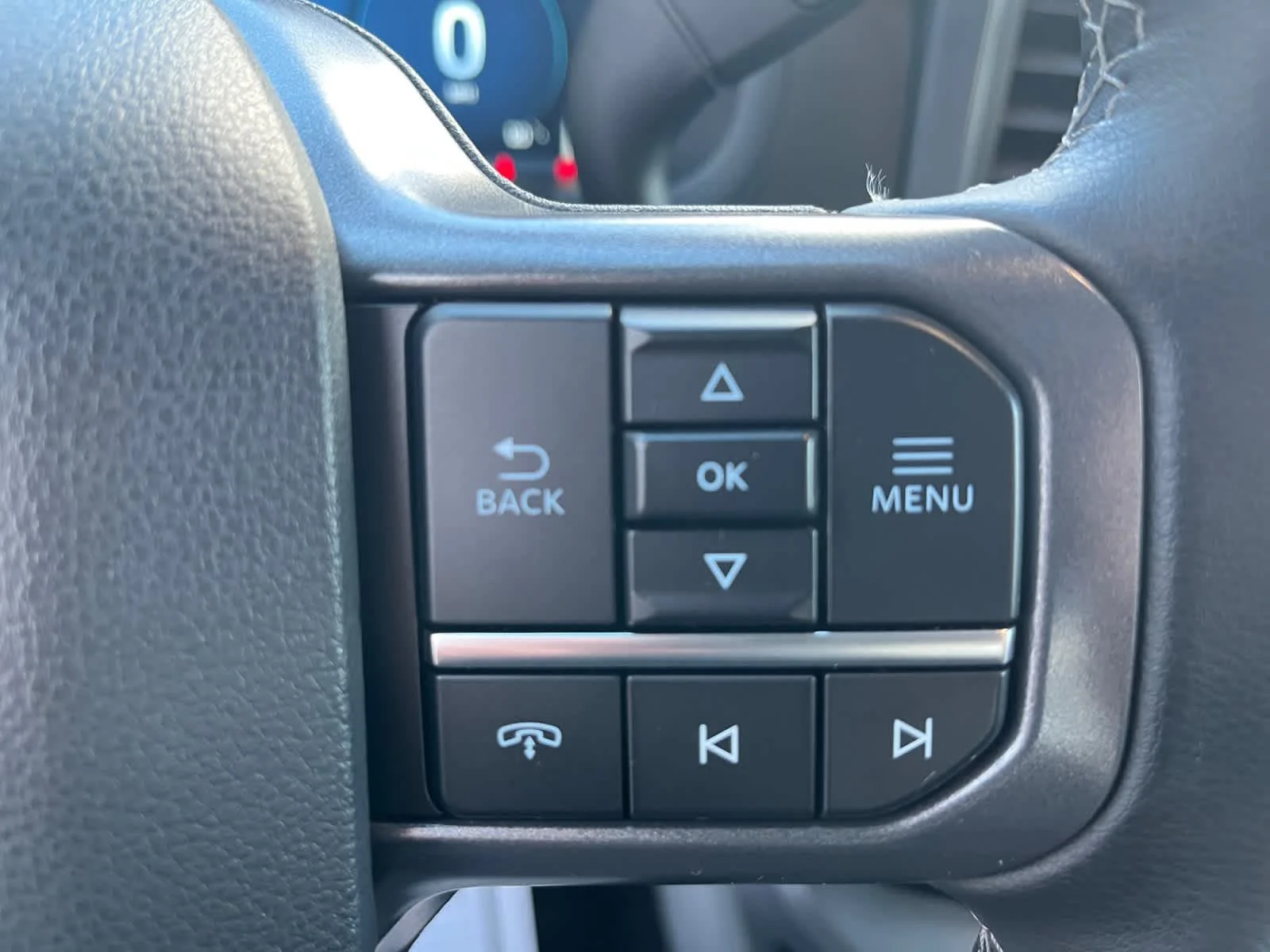 Used 2024 Avalanche Ford XLT image 22