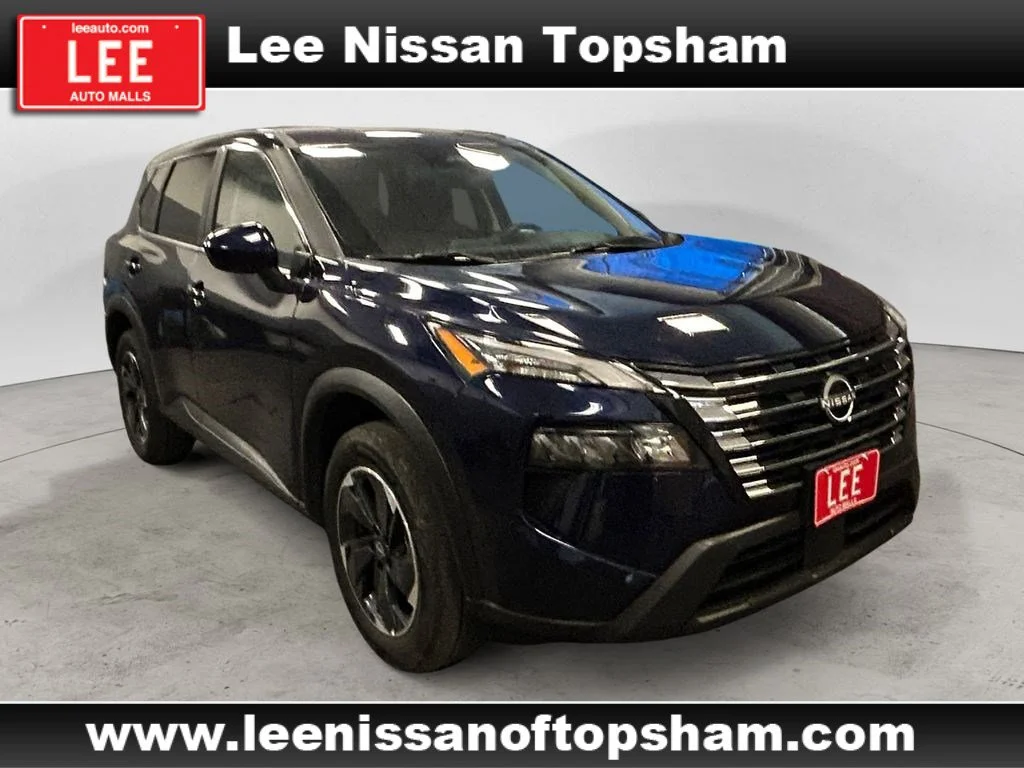 Used 2025 Deep Ocean Blue Pearl Nissan SV image 8