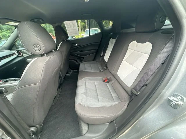 Used 2025 Gray Chevrolet 1RS image 29