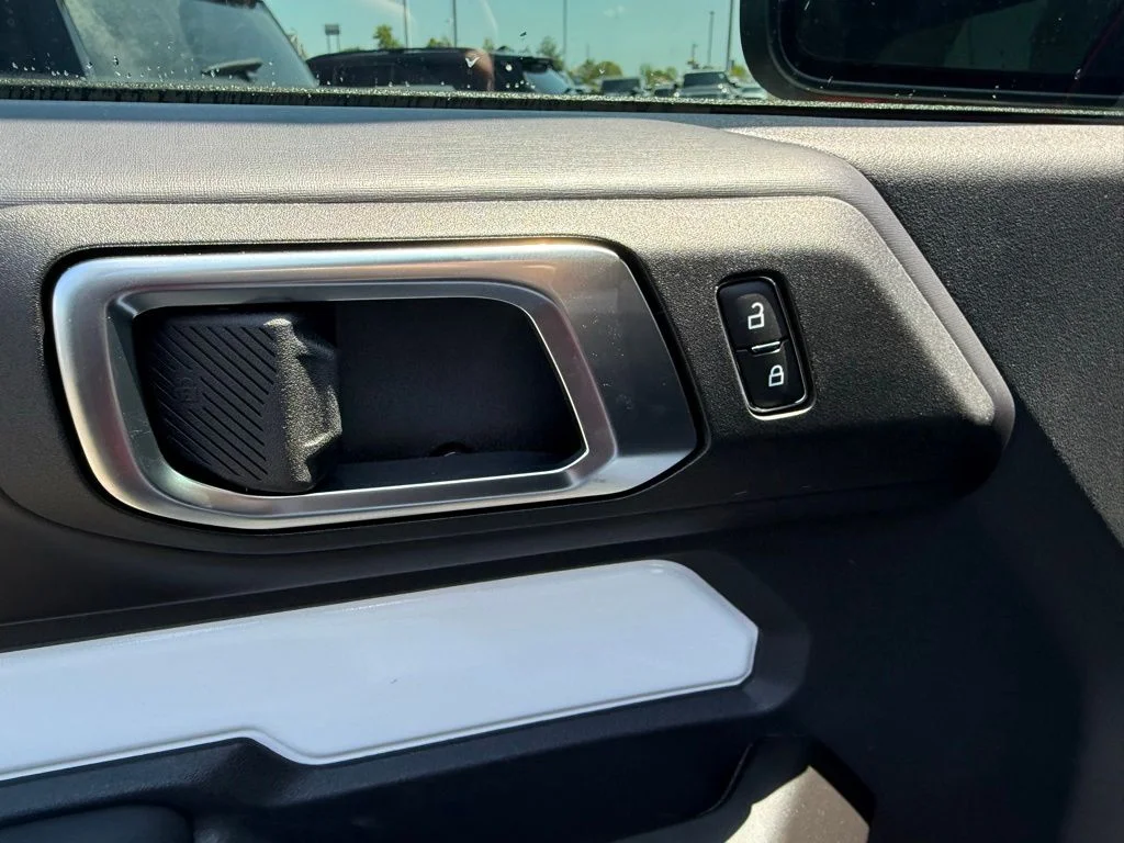 2025 Ford Bronco 2-Door Stroppe - Photo 13