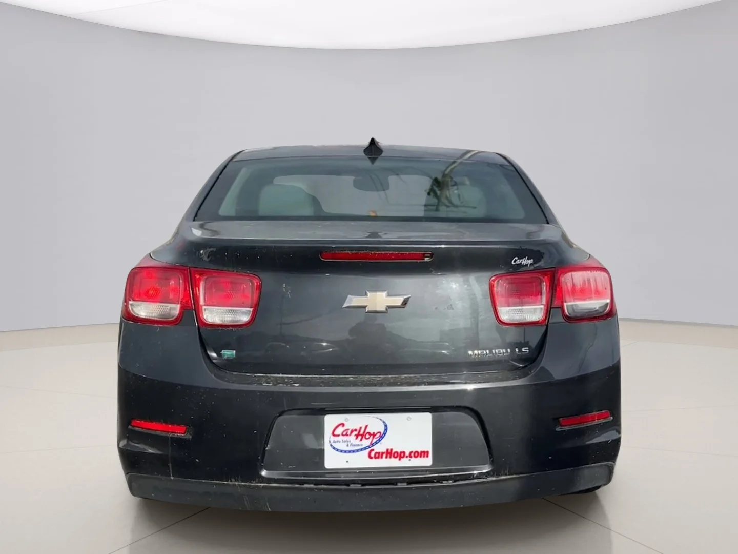 Used 2015 Gray Chevrolet LS image 4