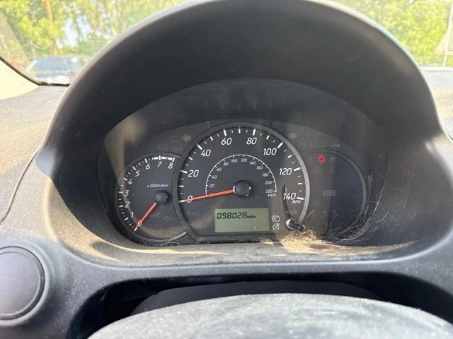 Used 2018 Mercury Gray Mitsubishi ES image 10