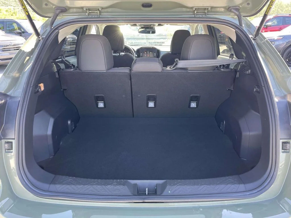 Used 2026 Alpine Green Subaru Base image 29