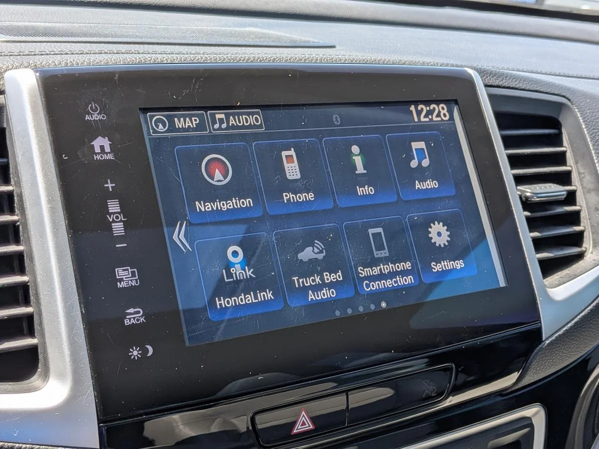 Used 2017 Grey Honda 4wd Crew Cab Touring image 23