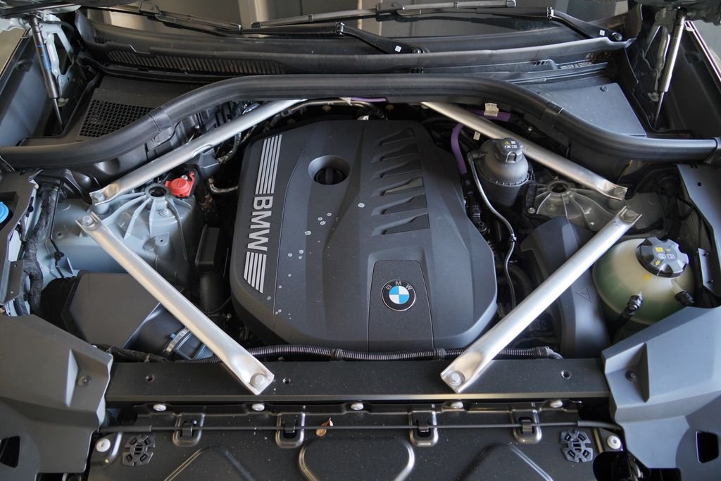 New 2026 Brooklyn Grey Metallic BMW sDrive40i image 20