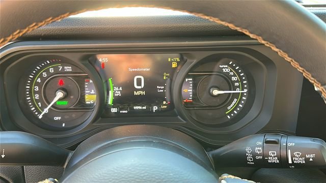 Used 2024  Jeep Sport S image 17