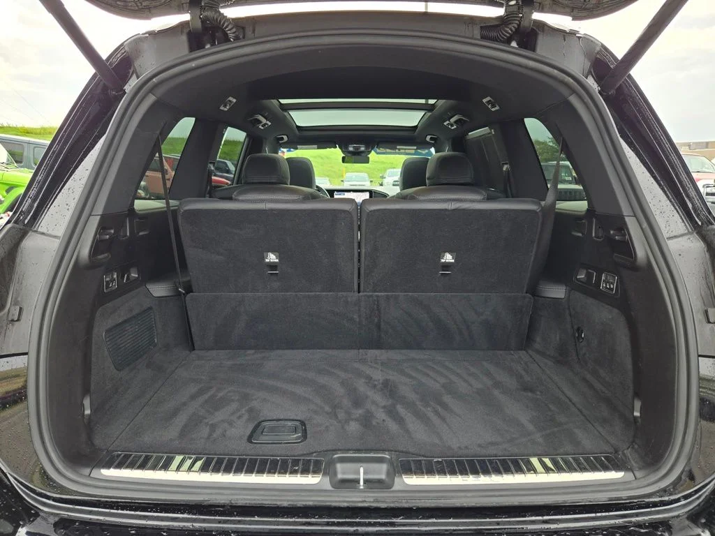 Used 2024 Black Mercedes-Benz GLS 450 image 32