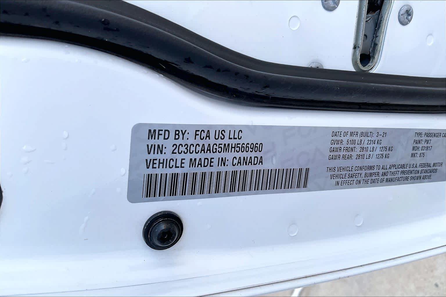 Used 2021 Bright White Clearcoat Chrysler Touring image 32