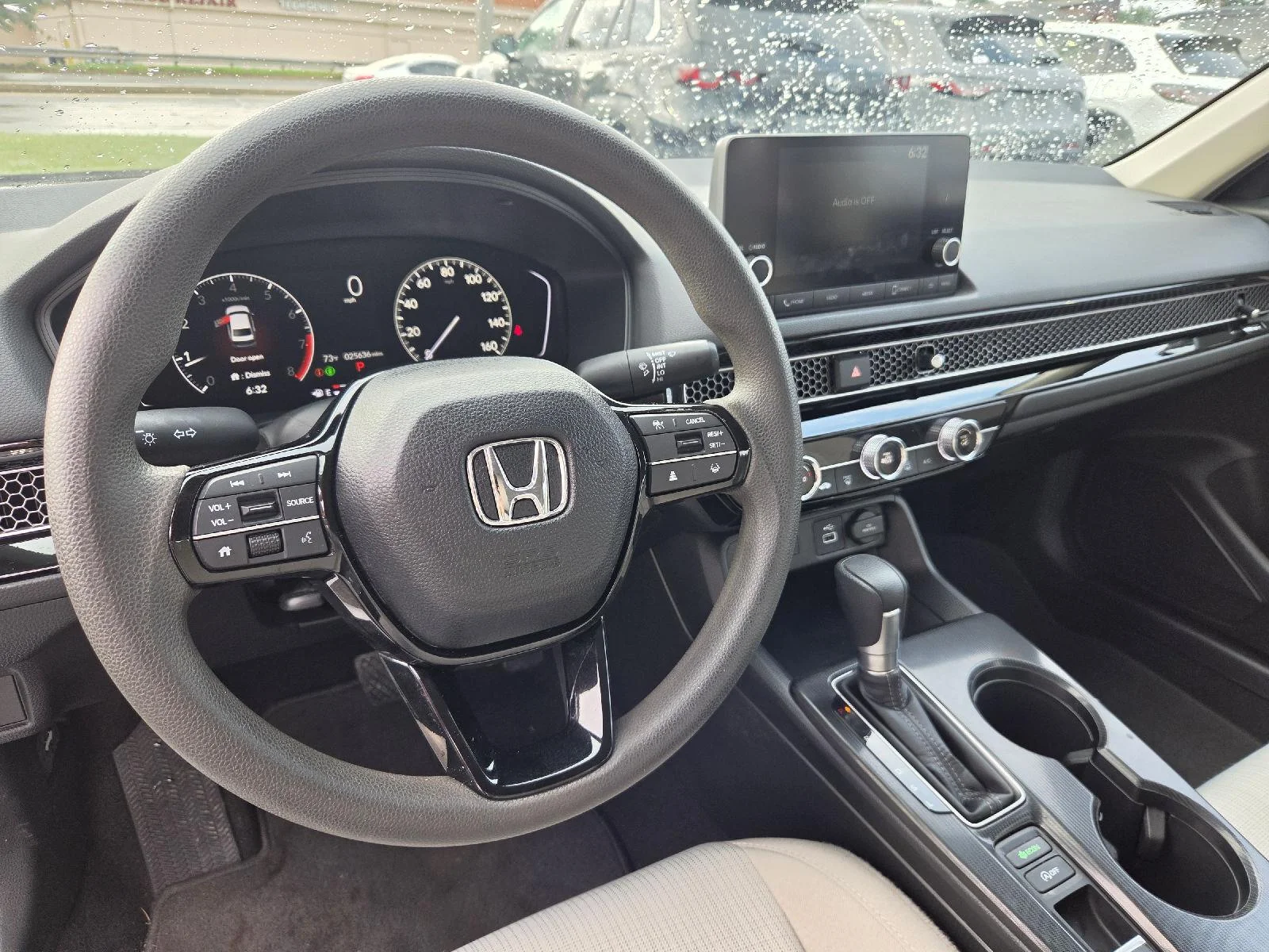 Used 2023 Platinum White Pearl Honda LX image 8