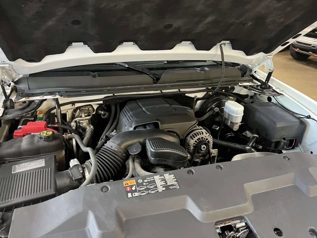 Used 2013 SUMMIT WHITE Chevrolet LT image 9