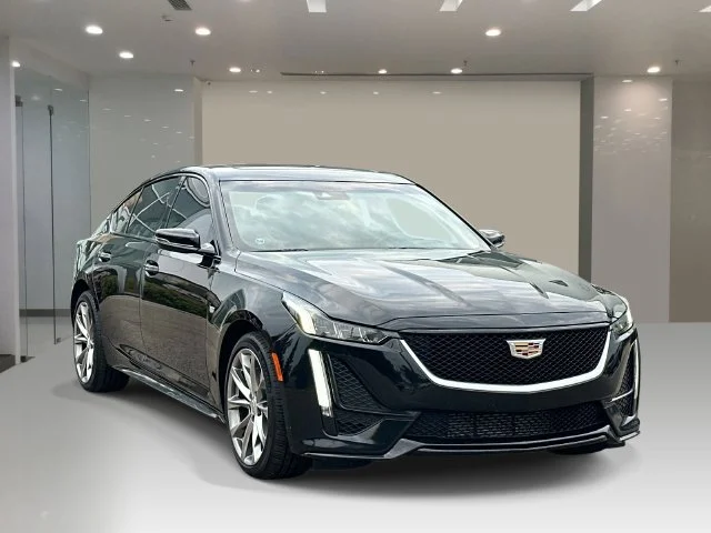 Used 2020 Black Cadillac Sport image 7
