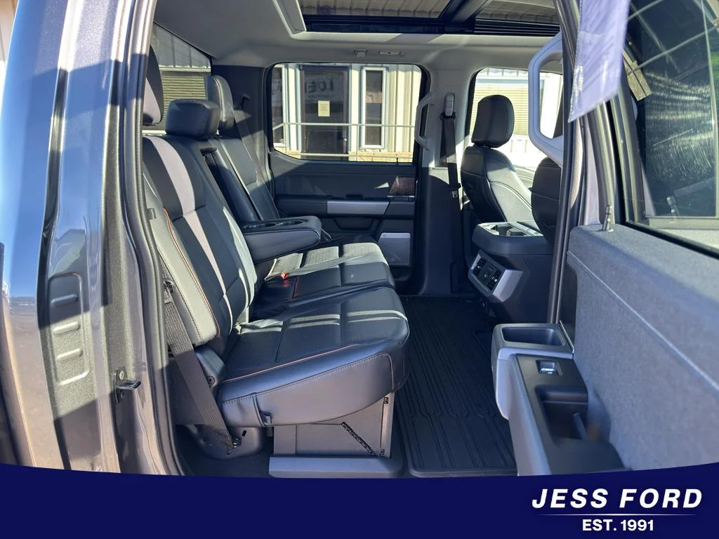 2025 Ford F-350 Super Duty Lariat - Photo 22