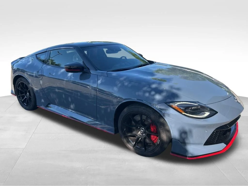 Used 2024 Gray Nissan NISMO image 5