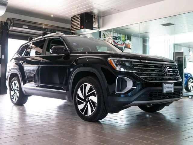 2024 Volkswagen Atlas 2.0T SEL 4MOTION's photo