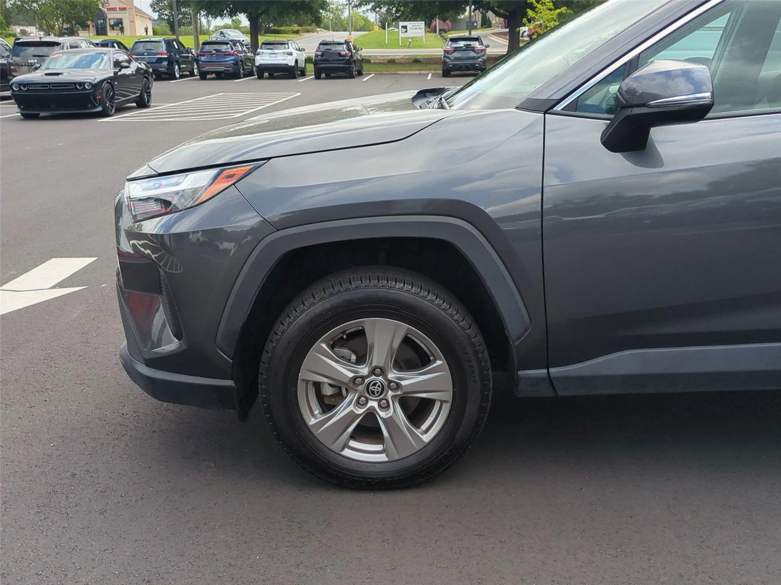 2024 Toyota RAV4 XLE - Photo 15