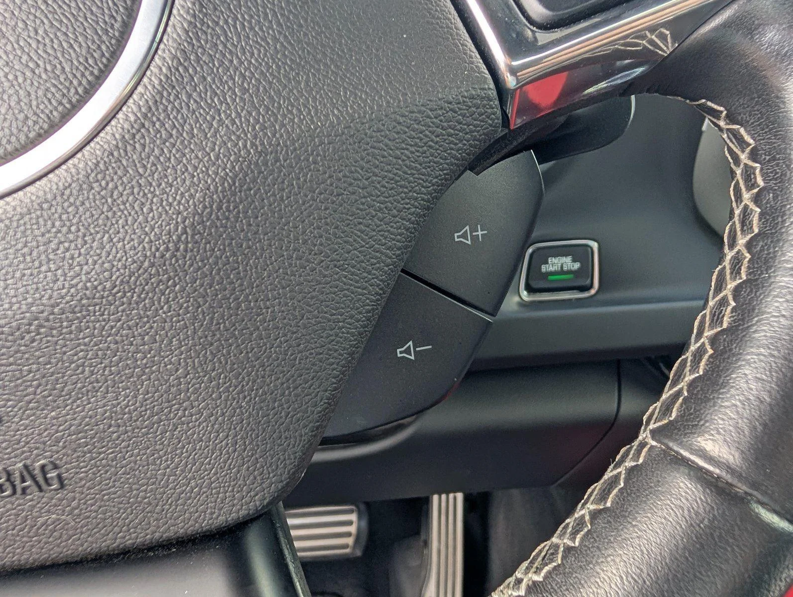Used 2023 Sharkskin Metallic Chevrolet LT1 image 27
