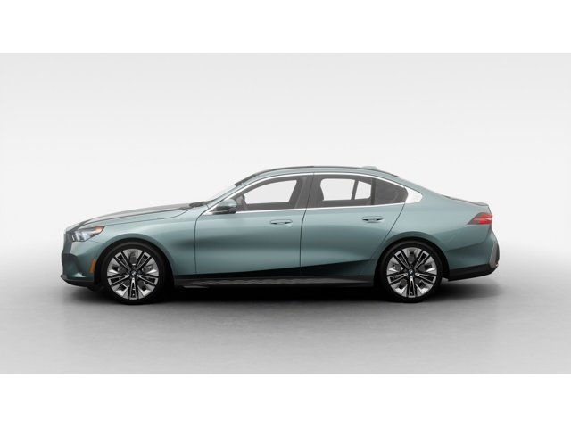 New 2027 Cape York Green Metallic BMW 530i image 4