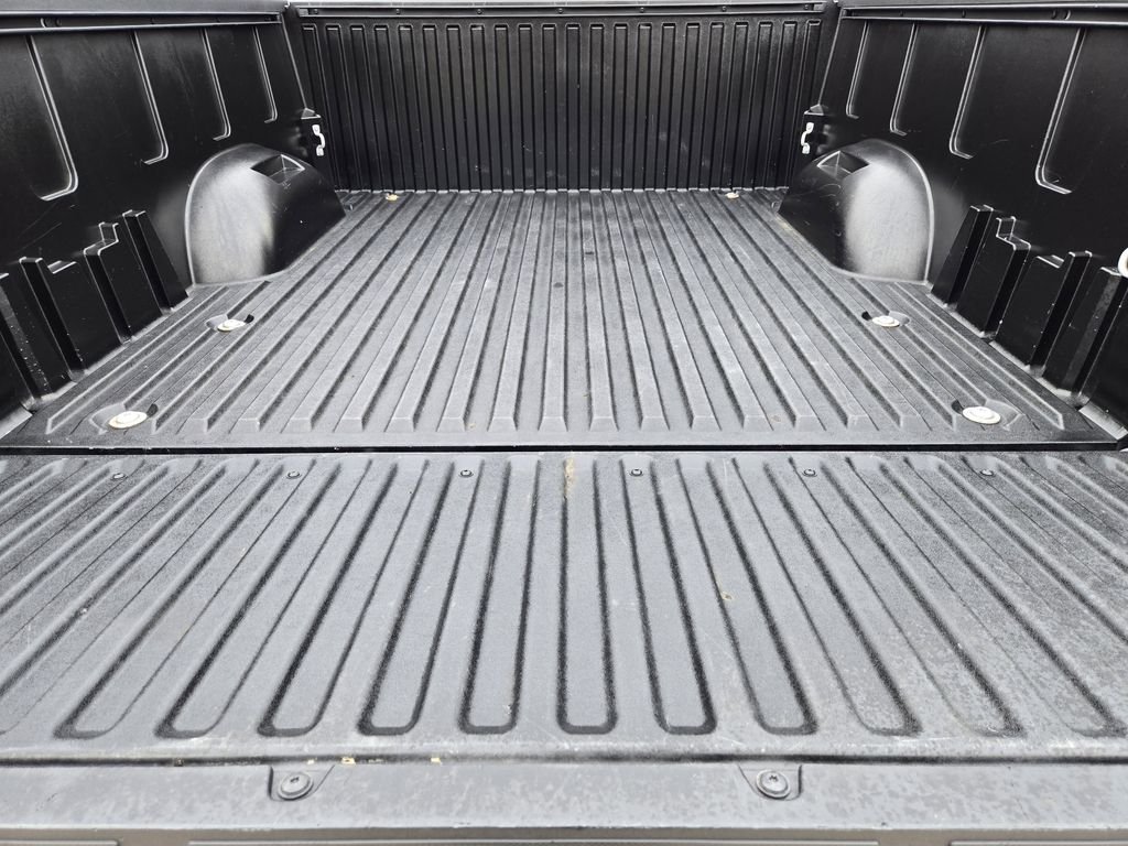 Used 2023 Silver Toyota SR image 21
