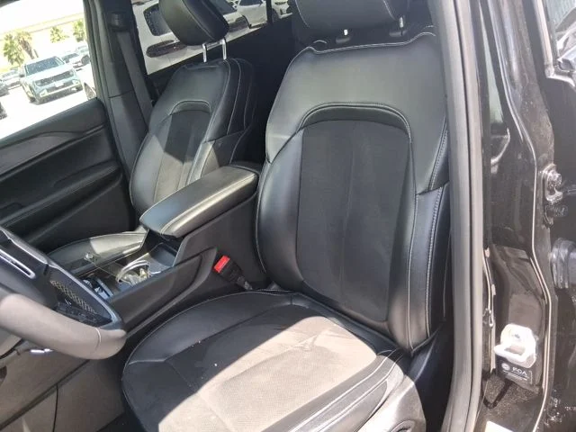 Used 2024 Black Jeep Altitude X image 14